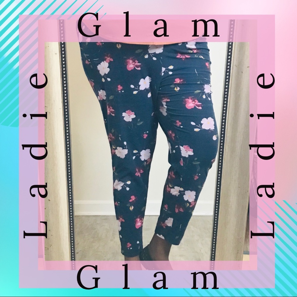 2X TERRA & SKY Navy Floral Leggings (Plus Size)